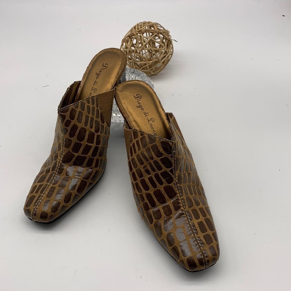 Diego di Lucca Brown and Tan faux Aligator Skin Mules size 7.5